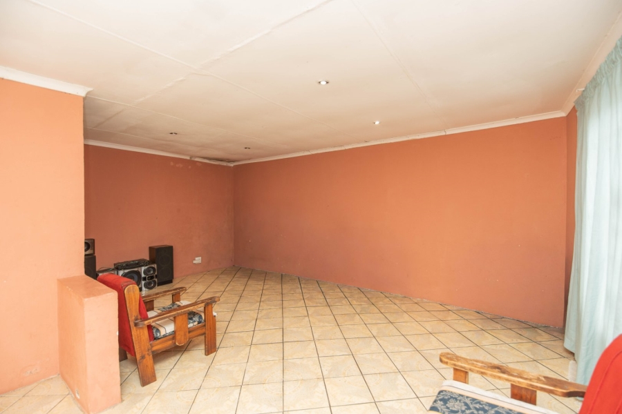4 Bedroom Property for Sale in Bethelsdorp Eastern Cape
